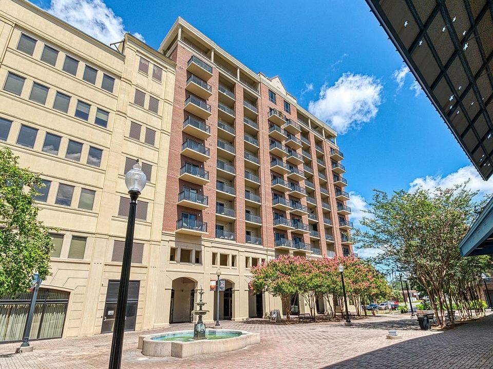 1st image of 215 W College Ave APT 504