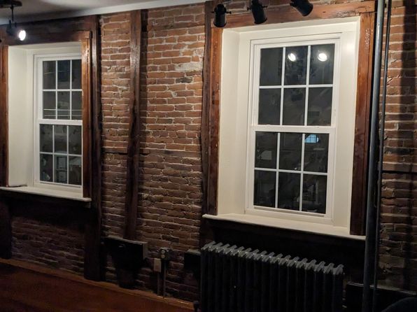 1 Sutton St #2W