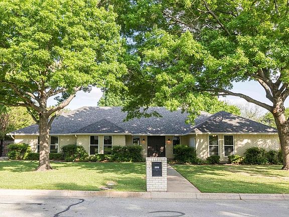 2nd image of 5721 Ledgestone Dr