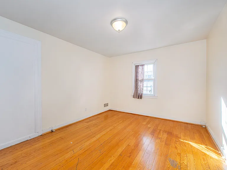 93 Elycroft Pkwy — Photo 15