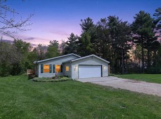 6610 Cemetery Road, Sun Prairie, WI 53590