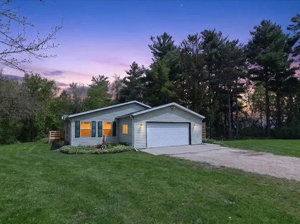 6610 Cemetery Road, Sun Prairie, WI 53590