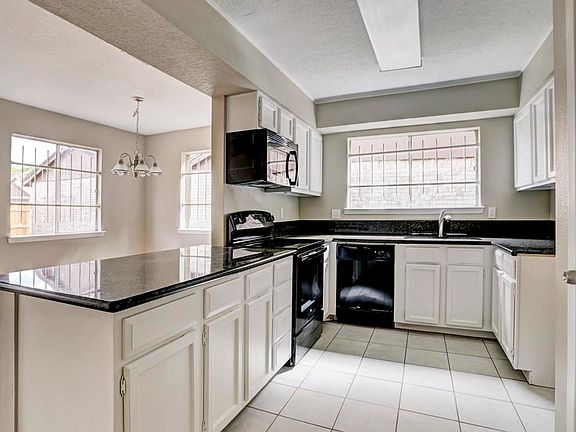 2nd image of 11846 Sandpiper Dr