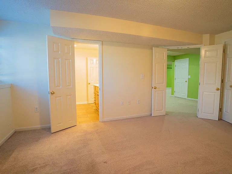 7903 W 154th St — Photo 26