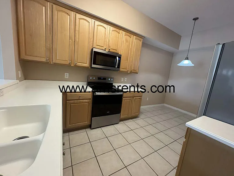 9429 Myrtle Creek Ln #402 — Photo 7