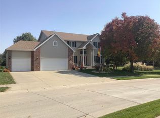 1817 N 171st St, Omaha, NE 68118