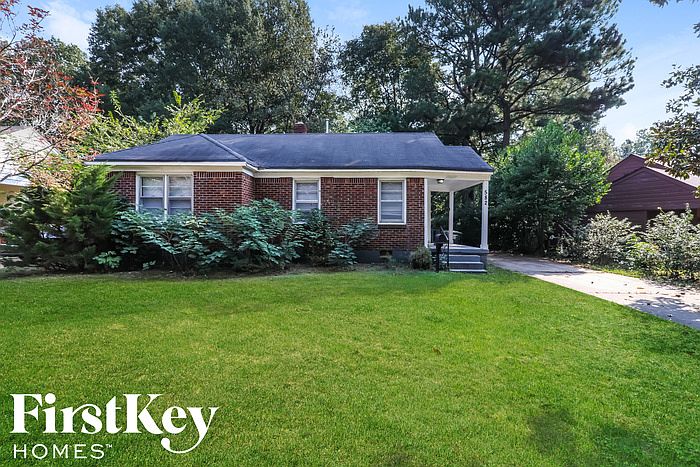 1st image of 582 Estridge Dr