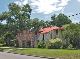 910 Nacogdoches Rd, Alamo Heights, TX 78209