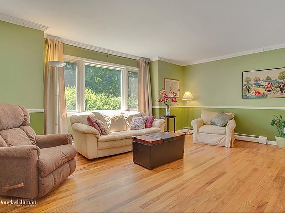 4th image of 66 Catherine St