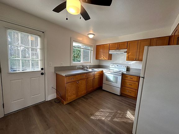 5th image of 130-150 S Monmouth Ave #144-1