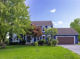 1 Waycross Rd, Fairport, NY 14450