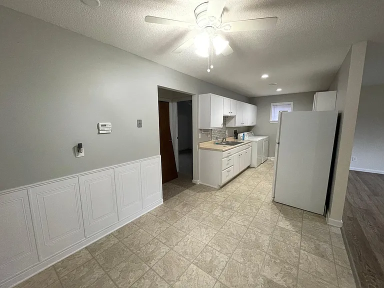 3700 Ramada Dr — Photo 2