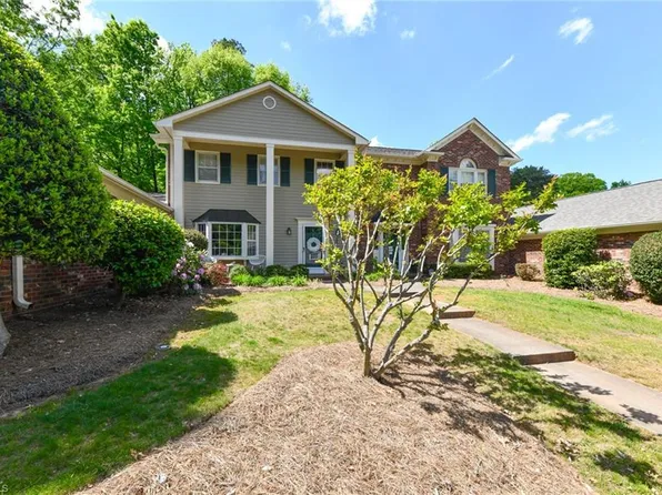 5008 Tower Rd Unit C, Greensboro, NC 27410