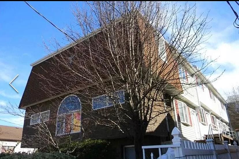 1st image of 430 Midland Ave #B