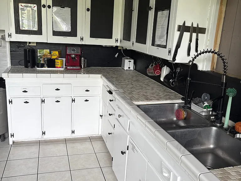 108 S University St #4 — Photo 8