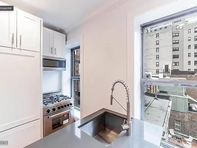 223 E 89th St #D1 — Photo 2