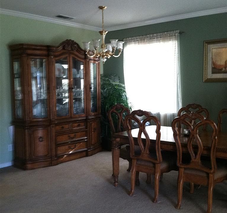 2nd image of 627 Shanghai Bend Rd
