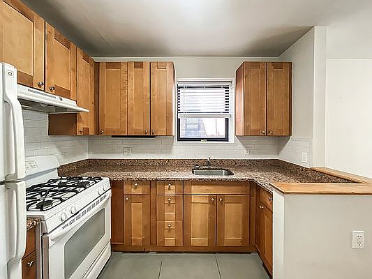 4th image of 2427 Adam Clayton Powell Jr Blvd #4C