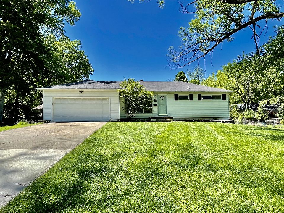 1st image of 8016 Outlook Ln