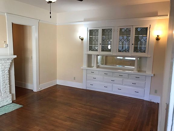 2nd image of 3345 1/2 1st Ave