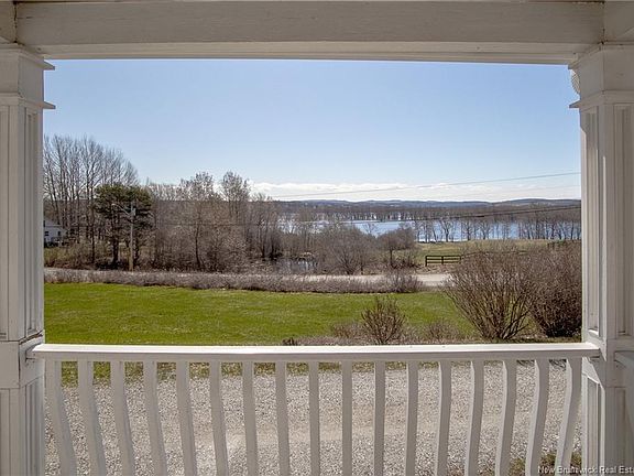 5th image of 238 Pickwauket Rd