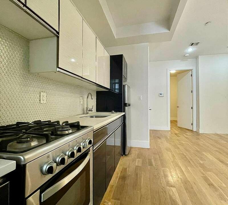1st image of 749 Dekalb Ave #1F