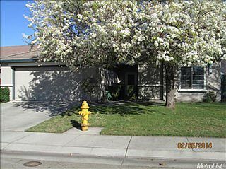 1st image of 939 Woodstream St