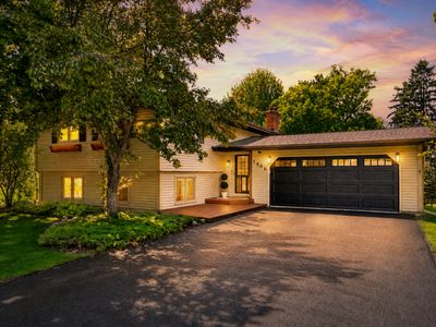 1906 Yorkshire Ave S, Minnetonka, MN, 55305