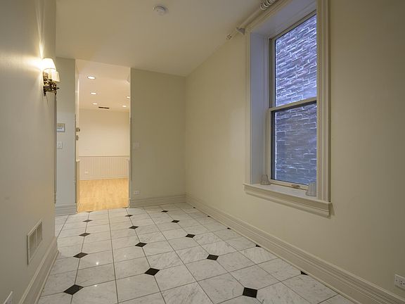 2nd image of 1726 N Cleveland Ave #2