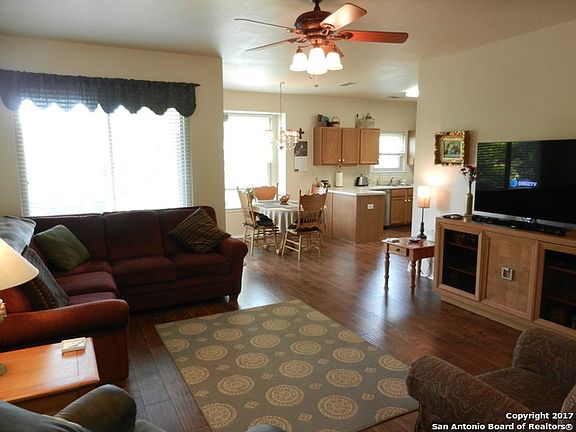 4th image of 2310 Encino Cedros