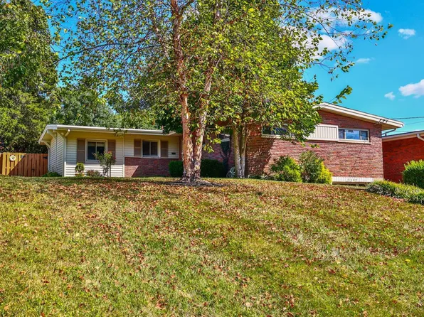 1132 Rosetree Ln, Cincinnati, OH 45230
