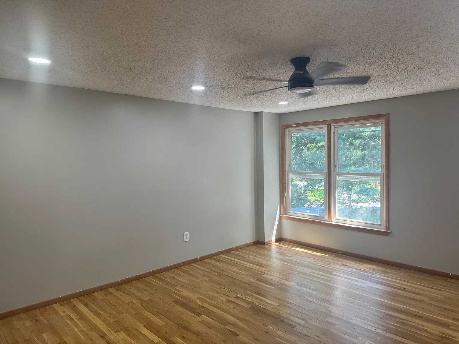2 bed, 2.5 bath, 1668 sqft, $2,650 — Photo 2