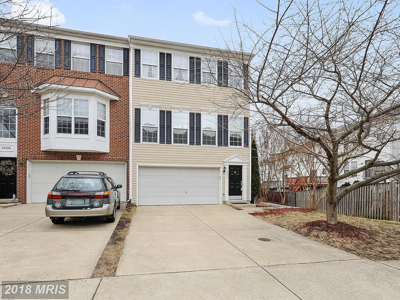 18530 Inula Sq photo 1