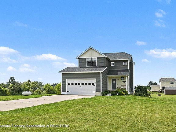 3rd image of 8093 Idared Rd