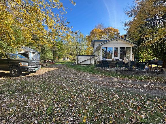 3rd image of 293 Bean Road