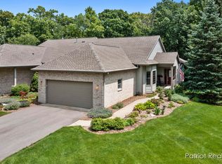 1710 Big Timber Ct NE, Grand Rapids, MI 49505