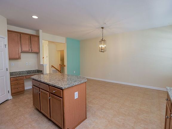 5th image of 3815 Fish Pond Ln