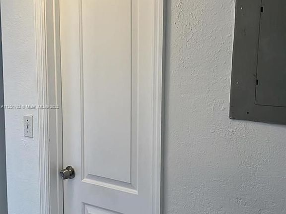 4th image of 1505 NE 135th St #1530-19
