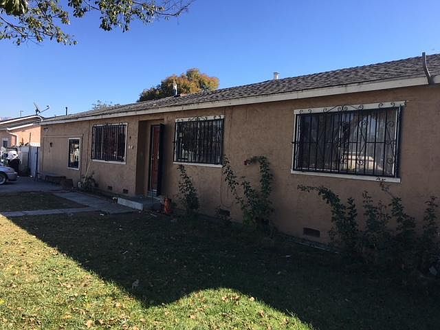 1st image of 1732 Cooley Dr