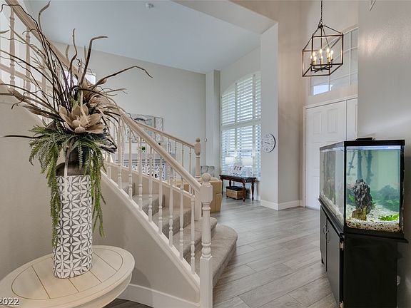 5th image of 3958 Windansea St