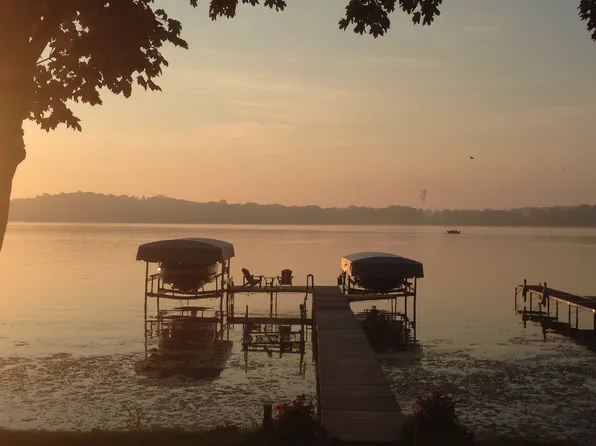 2828 Waubesa Ave, Madison, WI 53711