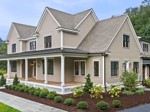 1 Lily Ln, Wenham, MA 01984