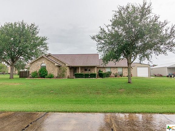 3rd image of 79 Park Ln