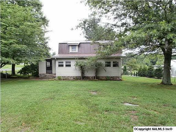 2nd image of 334 Cloudland Dr