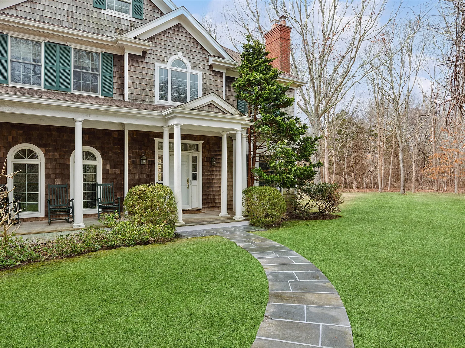 Cul-de-Sac in Sagaponack — Photo 3