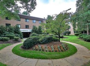 1650 Oakwood Dr APT E203, Narberth, PA 19072