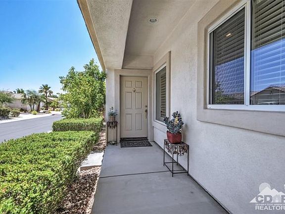 4th image of 78595 Glastonbury Way
