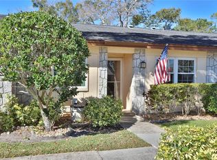 880 Maclaren Dr N APT B, Palm Harbor, FL 34684