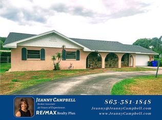 1616 Wellington Dr, Sebring, FL 33875