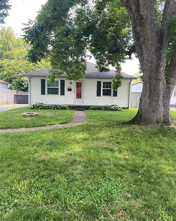 1st image of 2941 Allen St